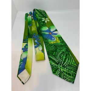VINTAGE NOS Prince Kuhio Made in HAWAII Floral Tie 54" x 4" Polyester?